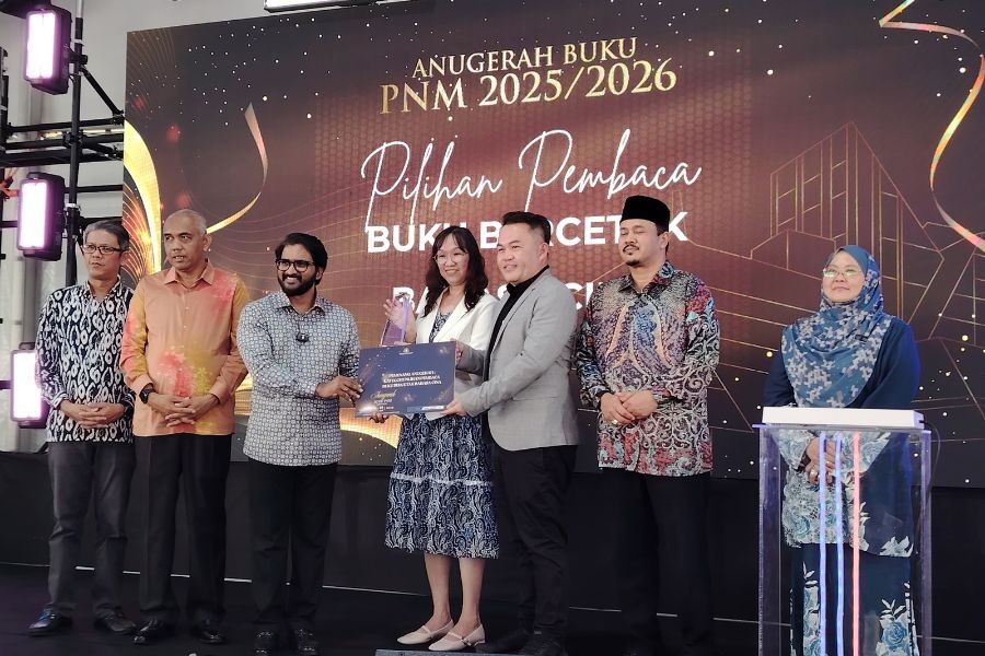 Congratulations to Hanxin alumna Catherine Chin on winning the National Library of Malaysia Book Award!